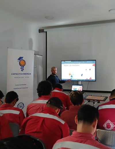 Prevención y Manejo de Ataques Caninos en Contextos Laborales